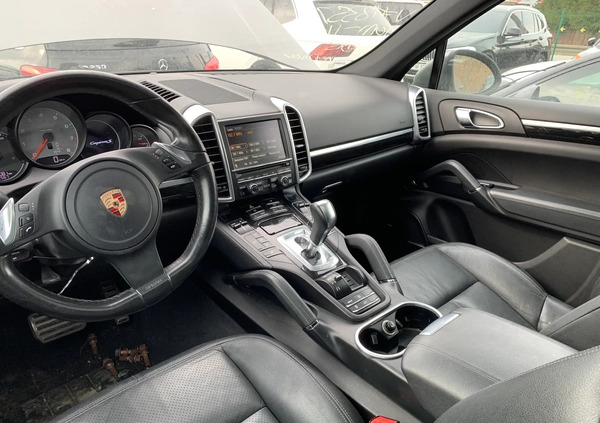 Porsche Cayenne cena 42900 przebieg: 118081, rok produkcji 2011 z Kościerzyna małe 137